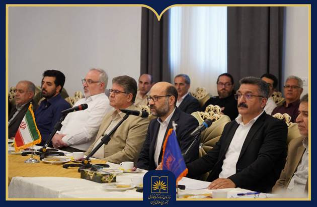 «از آستارا تا استارباد»؛ الگویی برای شناخت ایران با «قلم و قدم»